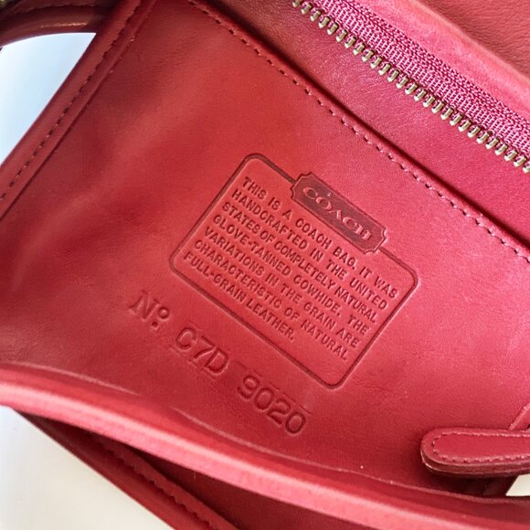Vintage Coach Red Mini Ergo 9020 1997 EXCELLENT - Picture 2 of 16
